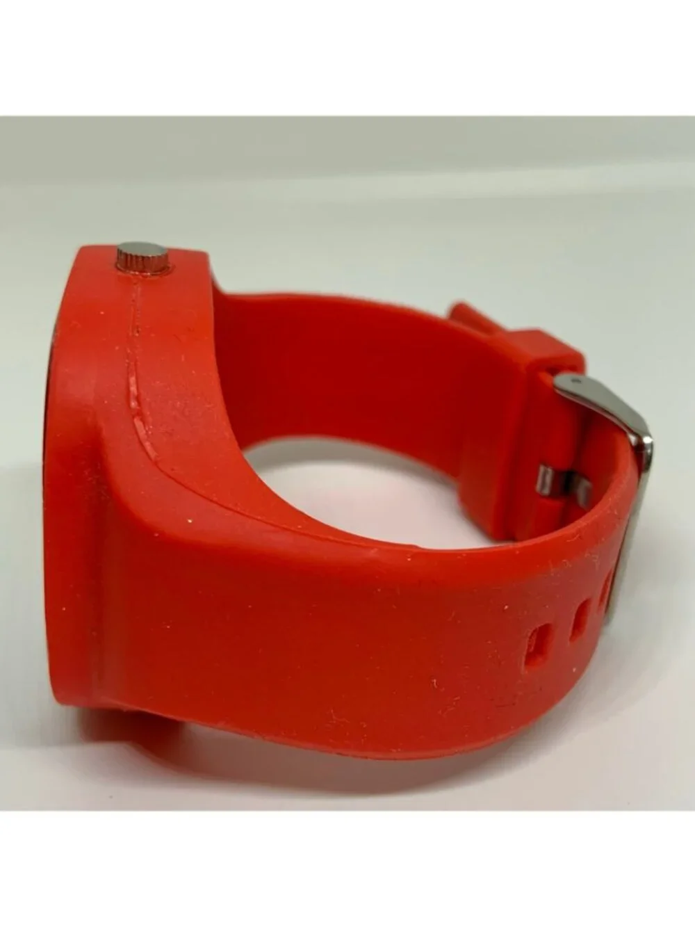 Flex quartz analog unisex watch 44mm square case black dial red band running